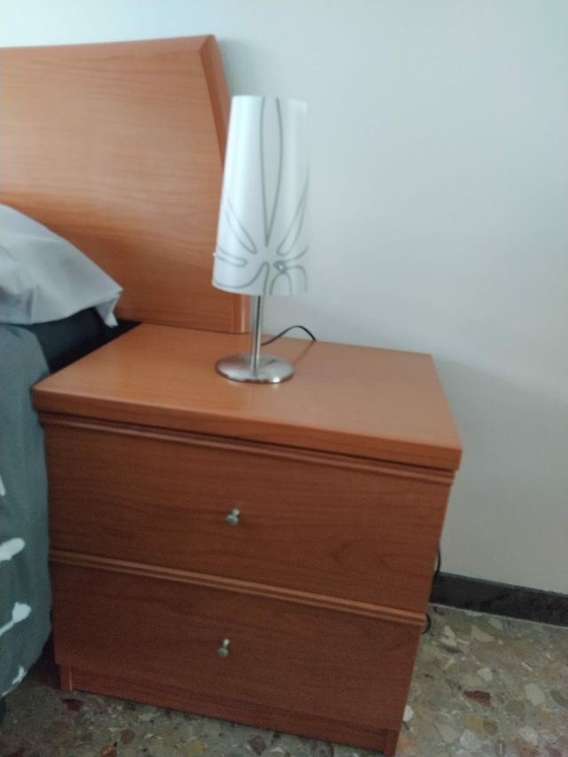 Dormitorio principal mesillas y cabecero