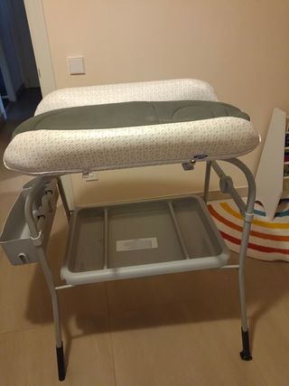 bañera y cambiador Chicco para bebe