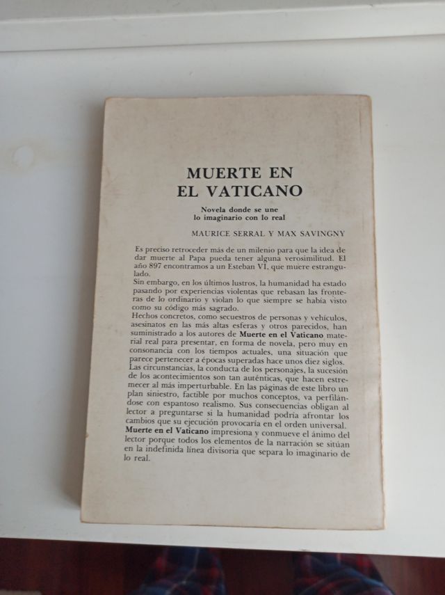 Muerte en el Vaticano (Maurice Serral y Max Savign