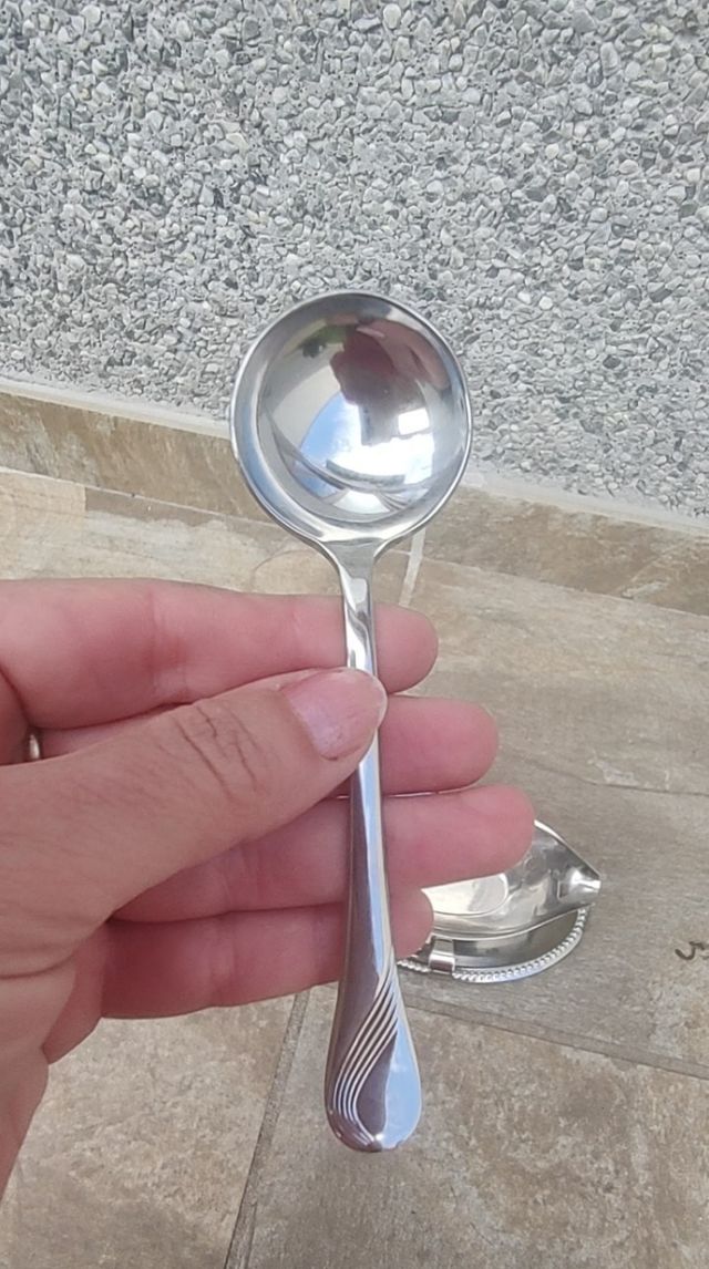 SALSERA INOXIDABLE + CUCHARA