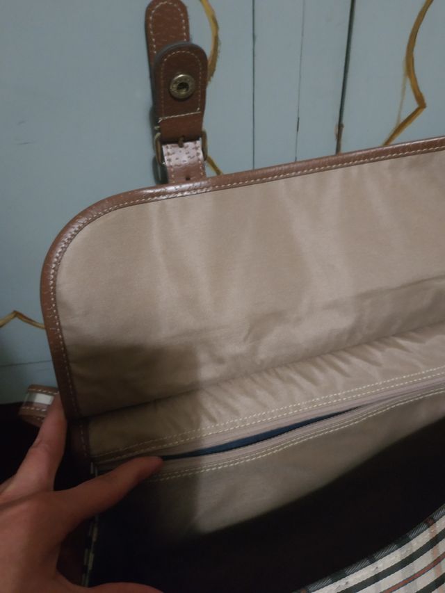 Borsa stile cartella con manico e tracolla