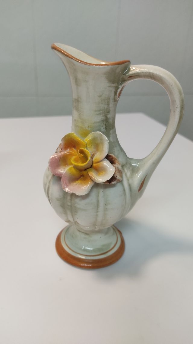 Jarrón estilo capodimonte