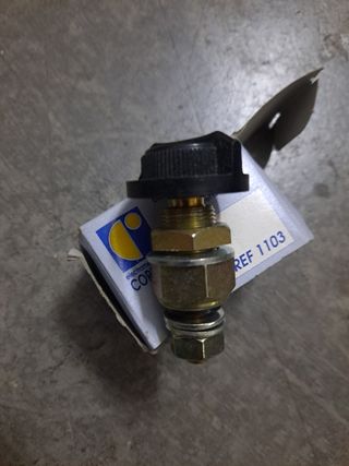 Desconectador de batería tipo rosca