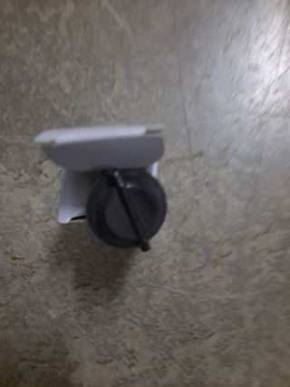 Desconectador de batería tipo rosca