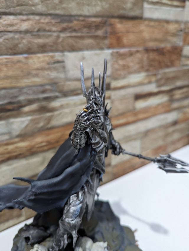 Figura en resina de Sauron
