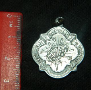 Medalla religiosa antigua divino niño Jesus Bendec