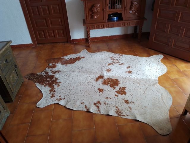 Alfombra Piel De Vaca Marrón & Blanco Metallic Gol