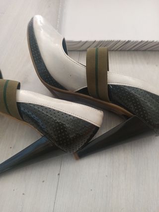 zapatos charol zara precioso taconazo