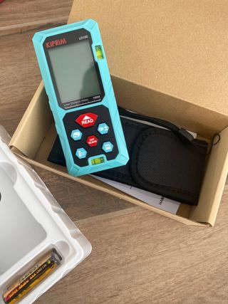 Medidor láser. Metro laser.