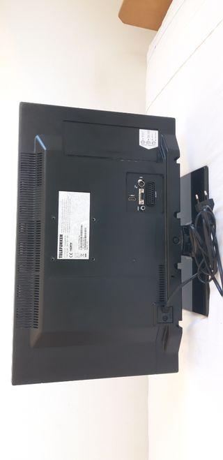 TELEFUNKEN LCD 22" Mod. TLFK22LEDPVR1