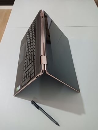 Portatile HP Spectre x360 15-eb0000ns