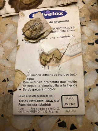 Botiquín antiguo coche clásico.