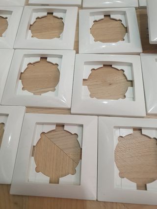 embellecedores de interruptores lexman