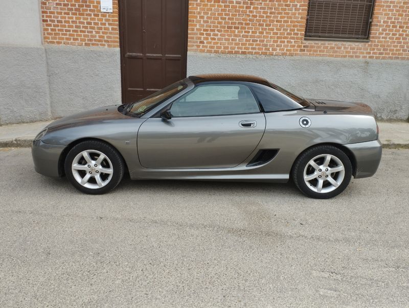 MG TF 2005 - foto 1