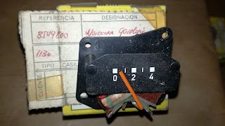 PIEZAS DE RENAULT R-8 (1)