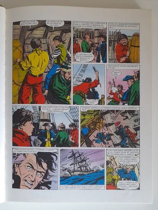 Historias Color El Pirata. Walter Scott Julio Viva