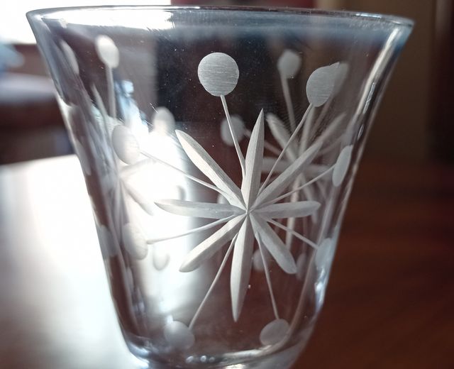 LOTE. COPAS DE VINO TINTO DE CRISTAL GRABADO.