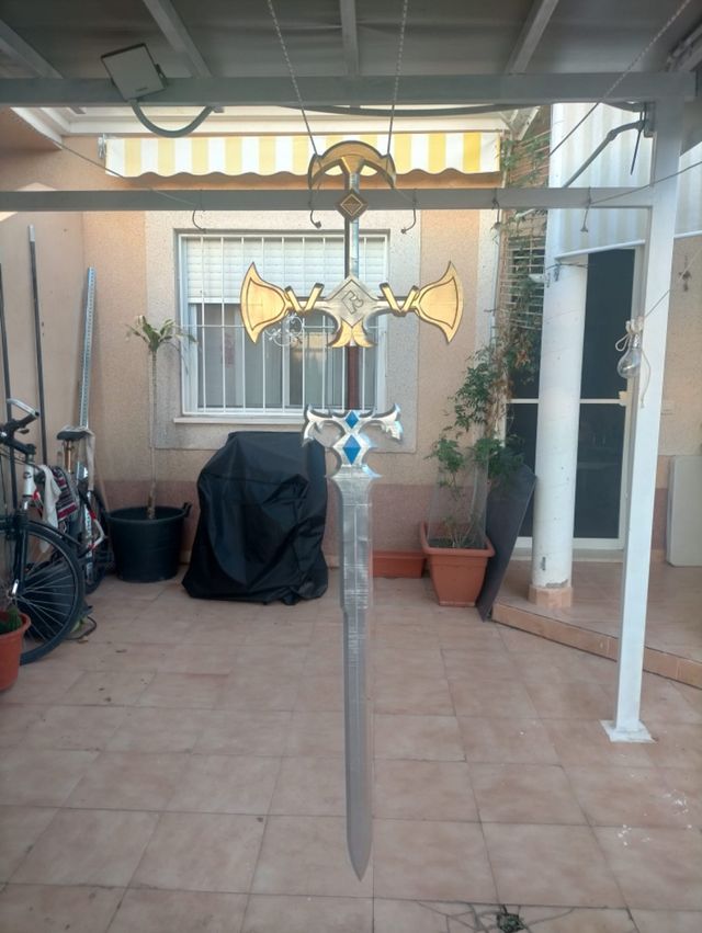 Espada  santidad Viego 1,80 m  tamaño real LOL