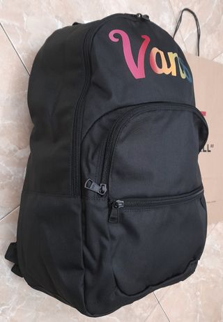 Mochila Vans Nueva color Negra 30L