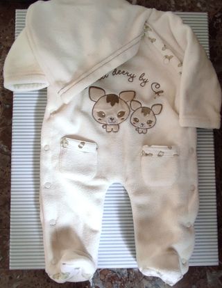 saco-pijama buzo invierno bebe talla 1 meses,