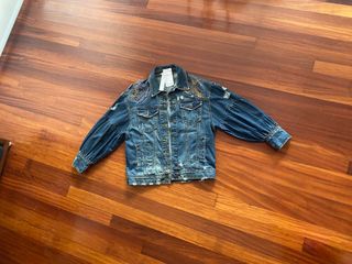 Cazadora denim Zara 