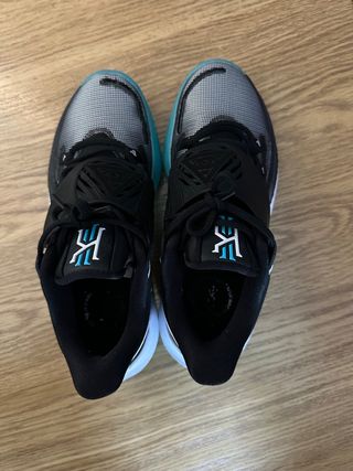 Sneaker Nike colaboración Kyrie Irving.