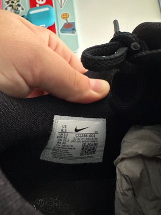 Sneaker Nike colaboración Kyrie Irving.