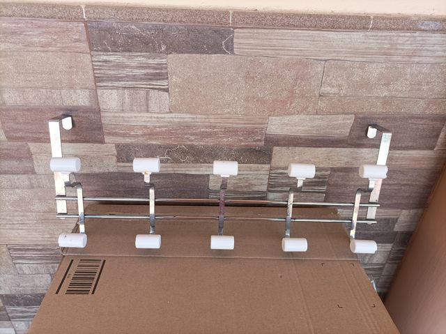perchero para puertas