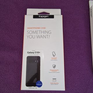 Spigen accessori vari tutto nuovo