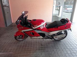 Kawasaki zx-10 tomcat de segunda mano por 3.200 EUR en