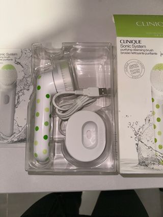 CLINIQUE Sonic System