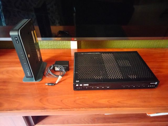 Reuters Netgear CG3100D y Descodificador Cisco