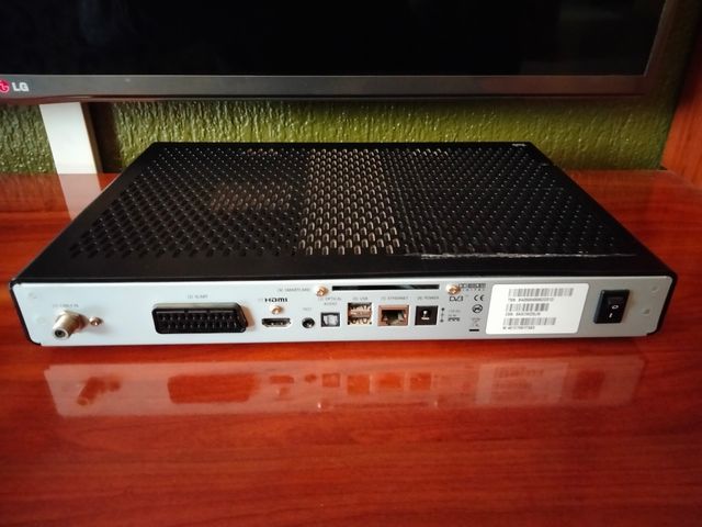 Reuters Netgear CG3100D y Descodificador Cisco