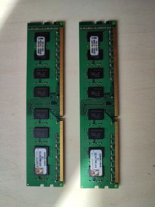 Memoria RAM DDR3 Kingston KVR1066D3N7/2G