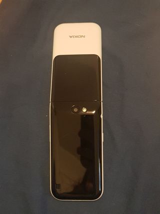 Nokia 2720 Flip