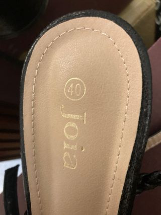 Sandalias tiras mujer