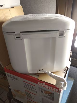 Freidora Ufesa Nueva de 2,5 litros