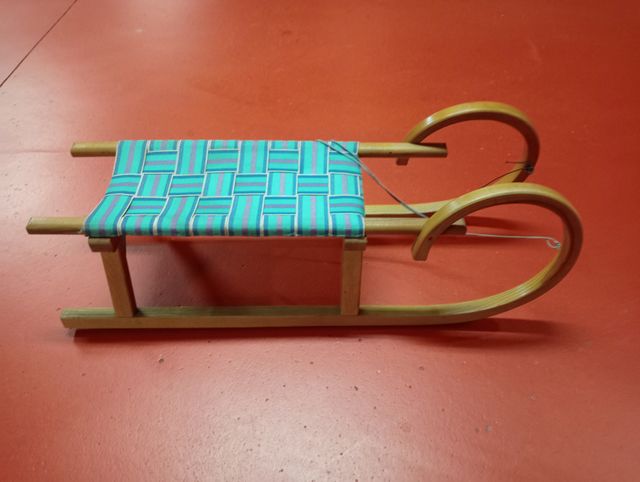 Auténtico trineo de madera