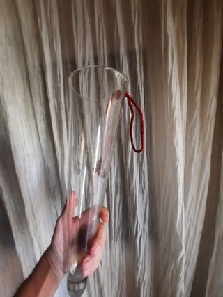 Jarrón de cristal forma cónica