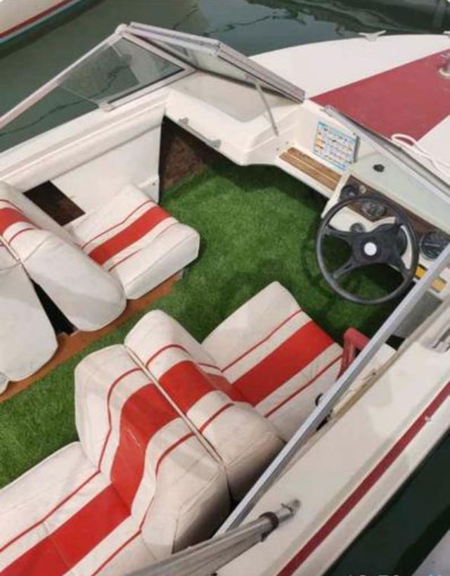 Lancha Clásica Glastron SsV153