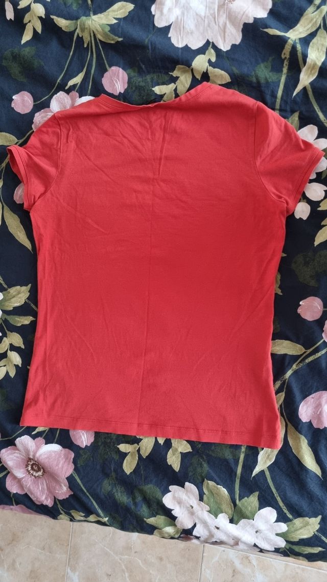 Camiseta Carolina Herrera