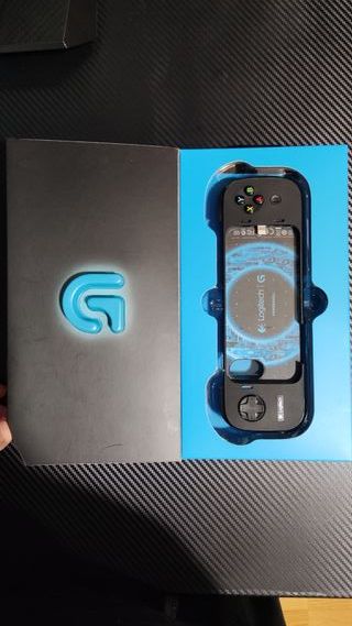 Logitech Powershell. Controller + Battery