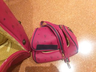 Maleta Caminatta roja mediana