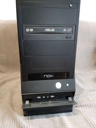 Ordenador sobremesa sin monitor