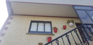 ventanas de aluminio de corredera color marron