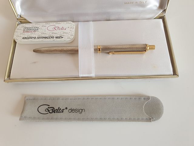 Bolígrafo DELTA Solid Silver 925 bañado en oro