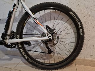 Bicicleta de montaña KTM