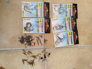 Anzuelos y giratorios a 2€ paquete