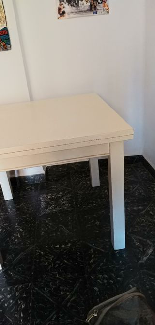 Mesa de madera extensible