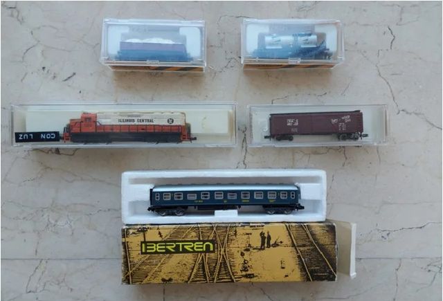 Ibertren 113 +2ª máquina, vagones y accesorios